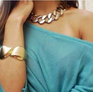 Meet your Posher, Vira